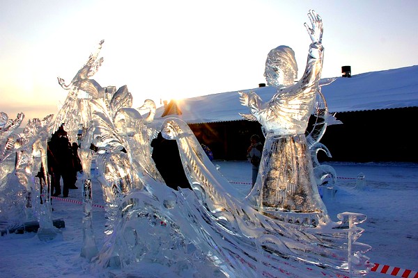Конкурс ледяных фигур на празднике "АЛТАЙСКАЯ ЗИМОВКА"
